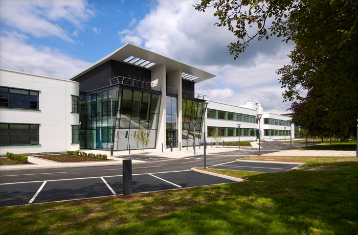 Commercial | Avi Contracts Ltd